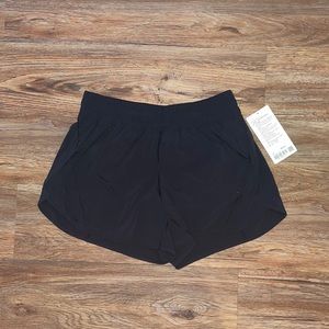 NWT Lululemon Track That MR Short 5” Lined Black